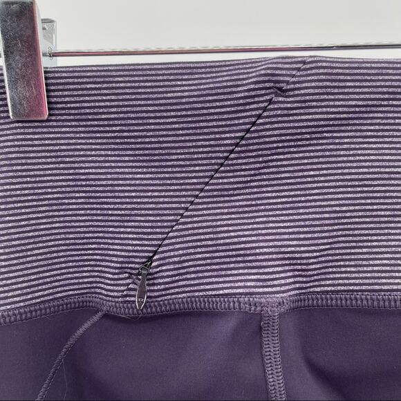 LULULEMON Rebel Runner Crop Legging Grape Stripe Zipper Athleisure NWT Size 2 - Picture 12 of 16